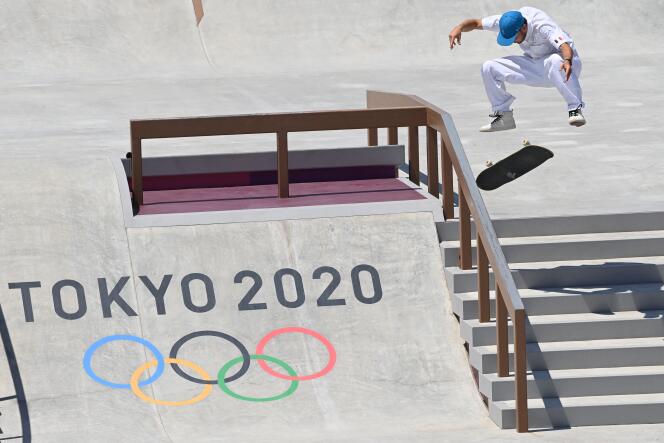 El patinador francés Vincent Milou, durante la final del evento callejero, en los Juegos Olímpicos de Tokio, el 25 de julio de 2021.