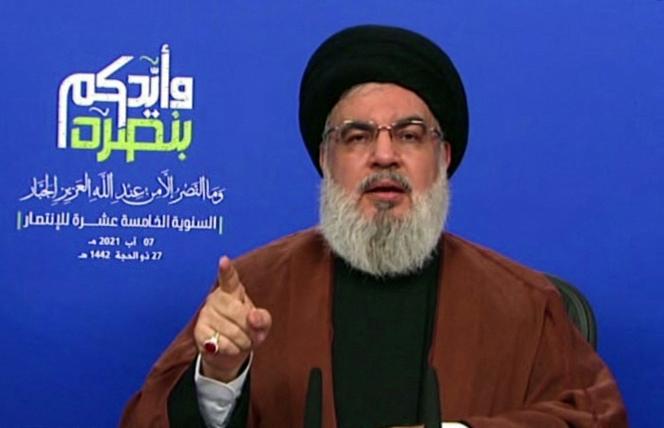 Image tirée d’une vidéo d’Iran Press montrant le chef du Hezbollah, Hassan Nasrallah, prononçant un discours télévisé depuis un lieu non divulgué, le 7 août 2021.