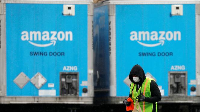 Amazon est l’une des entreprises américaines qui a décidé de reporter le retour des salariés à janvier 2022.