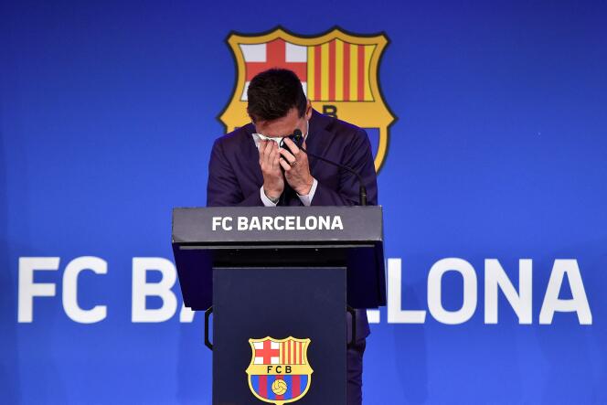 Lionel Messi lors de sa conférence de presse au Camp Nou, à Barcelone, le 8 août.