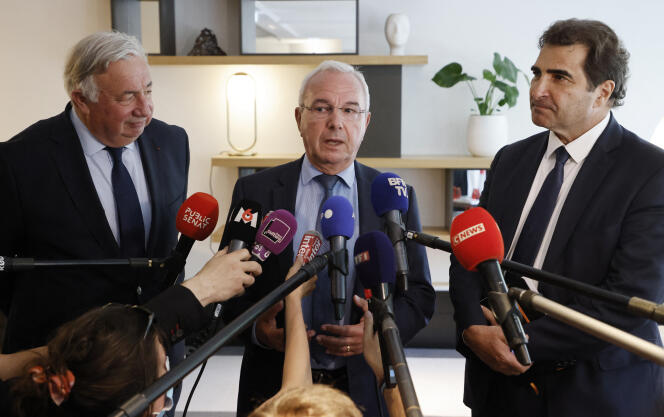 Gérard Larcher, Jean Leonetti et Christian Jacob lors d’une conférence de presse sur la préparation de la présidentielle, à Paris, le 20 juillet 2021.