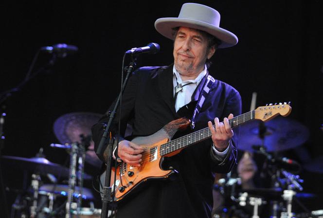 Bob Dylan sur la scène des Vieilles Charrues, à Carhaix-Plouguer, le 22 juillet 2012.
