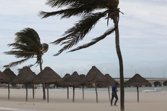 Storm Grace arrives in Progreso, a coastal town on Mexico's Yucatan Peninsula, Thursday, August 19.