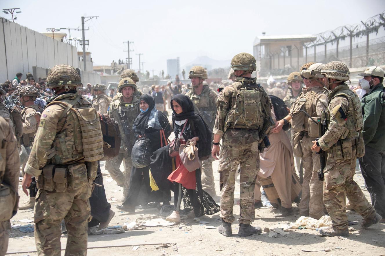 On August 20, 2021, British and American forces at Kabul airport coordinate to evacuate civilians in particular.