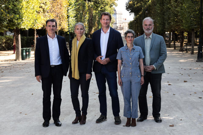 Eric Piolle, Delphine Batho, Yannick Jadot, Sandrine Rousseau et Jean-Marc Governatori, à Poitiers, le 20 août 2021.