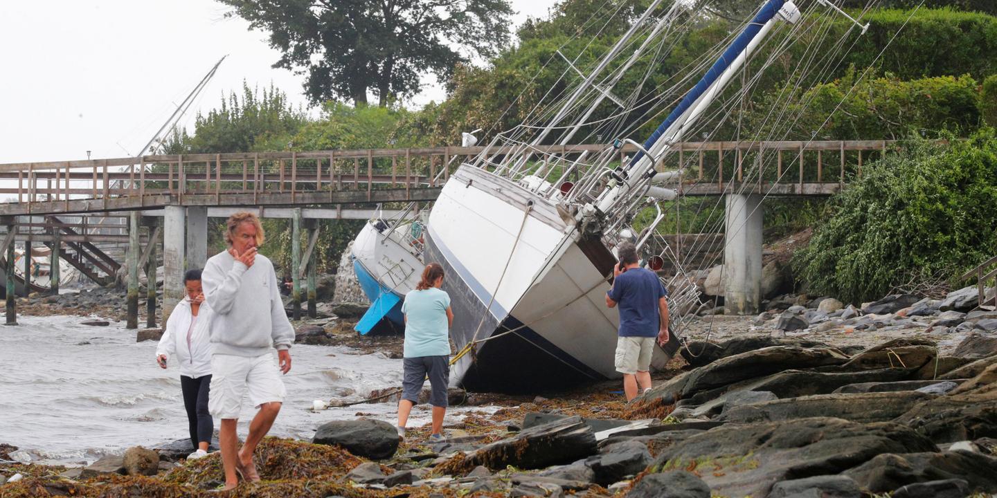 Storm Henry, mniej dotkliwy niż oczekiwano, pozostawił ponad 110 000 ludzi w północno-wschodnich Stanach Zjednoczonych bez prądu