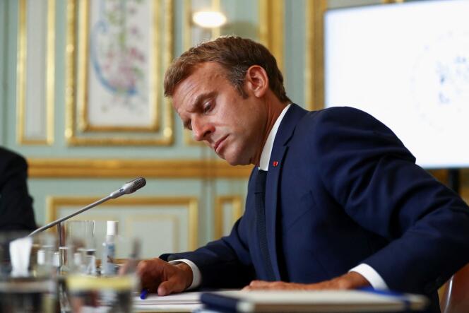 Emmanuel Macron, lors d’un sommet du G7 en visioconférence sur la situation en Afghanistan, à Paris, le 24 août 2021.