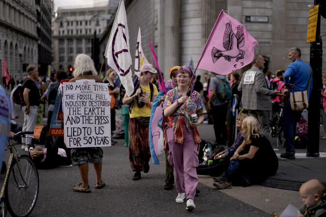 Des militants d’Extinction Rebellion, à Londres, le 2 septembre.