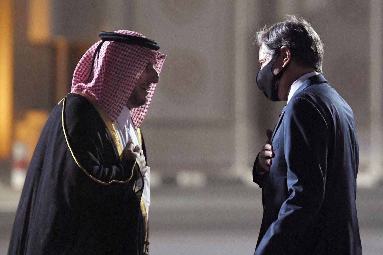 Le secrétaire d’Etat américain Antony Blinken à son arrivée à Doha (Qatar), où il doit s’entretenir avec des responsables qataris sur l’Afghanistan, le 6 septembre 2021.