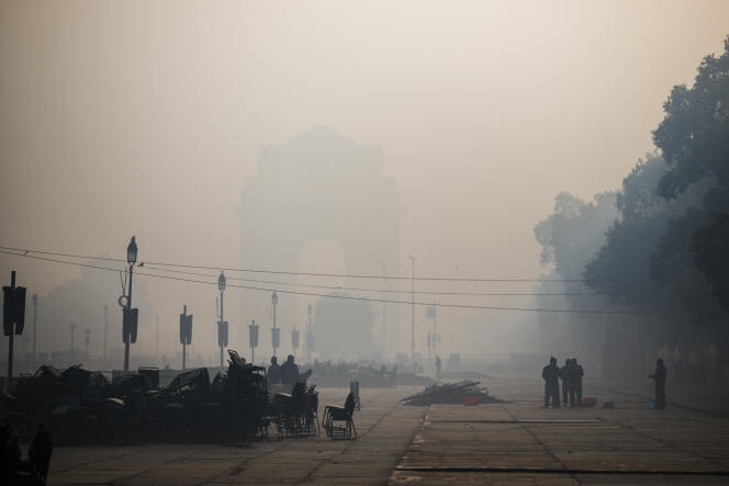 In India, practically half of individuals expertise excessive ranges of air pollution