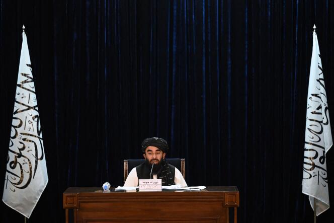 Le porte-parole des talibans, Zabihullah Mujahid, lors de la conférence de presse à Kaboul le 7 septembre 2021.