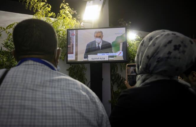 Le ministre de l’intérieur Abdelouafi Laftit annonce les résultats des élections législatives et locales à la télévision marocaine, le 9 septembre 2021.