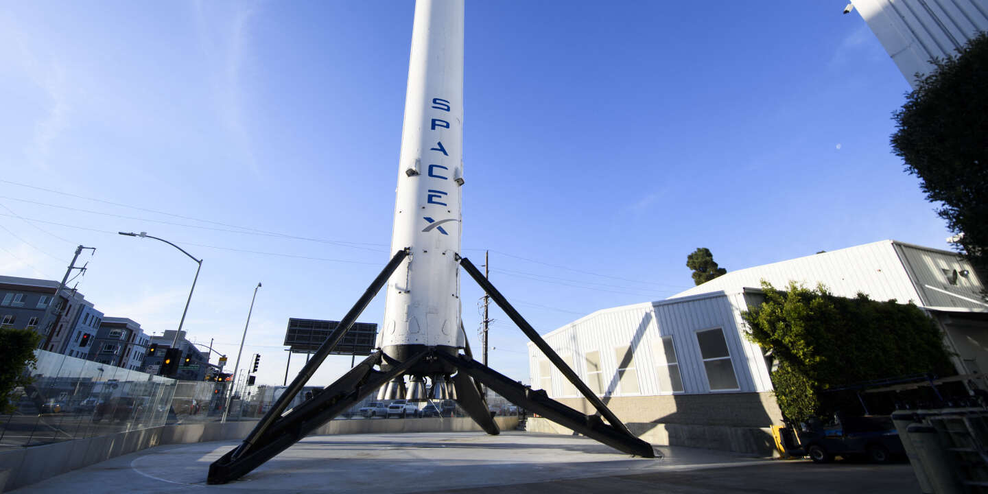 SpaceX lance sa première mission de tourisme spatial