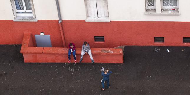 « Les Garçons de la cité-jardin », de Dan Nisand : une âpre enfance dans les rues aux noms de fleurs