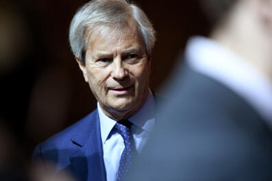 Chairman of the Supervisory Board of French media group Vivendi Vincent Bollore arrives to attend a Vivendi group's general meeting on April 19, 2018 in Paris. (Photo by ERIC PIERMONT / AFP)
