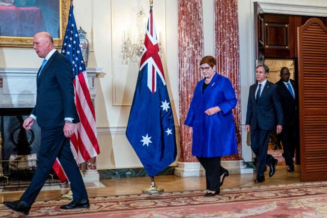 De gauche  à droite : les ministres australiens Peter Dutton (défense) et Marise Payne (affaires étrangères), le secrétaire d’Etat américain, Antony Blinken, et le secrétaire à la défense, Lloyd Austin, le 16 septembre 2021 à Washington.