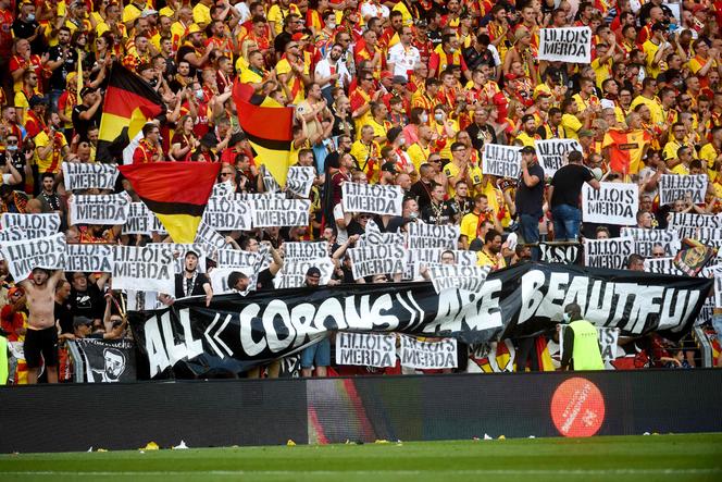The supporters of Lens during the overflows, Saturday, September 18.
