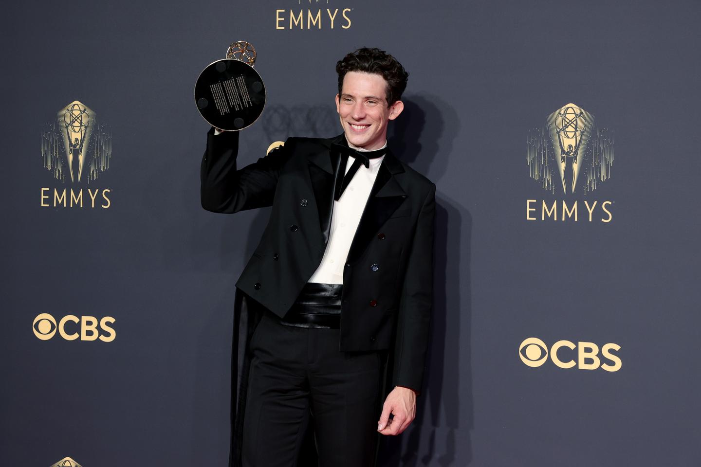« The Crown » triomphe aux Emmy Awards 2021