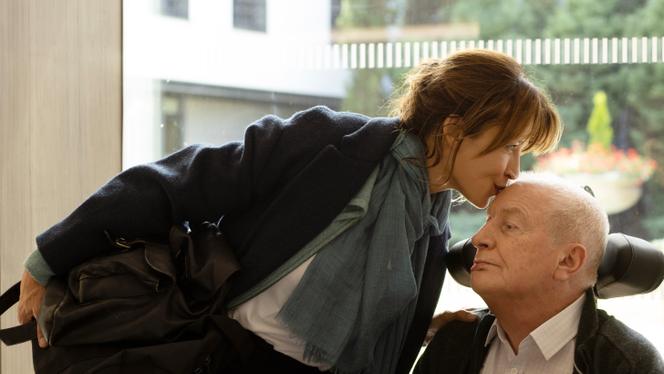 Emmanuèle (Sophie Marceau) et son père André (André Dussollier).