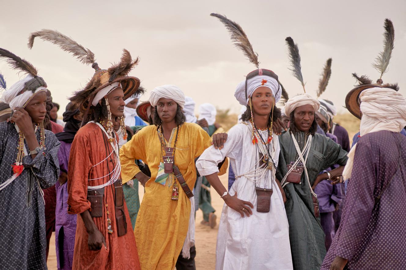 Un groupe de Peuls Bororos à Ingall, au Niger, lors du festival de la Cure salée, le samedi 18 septembre 2021.