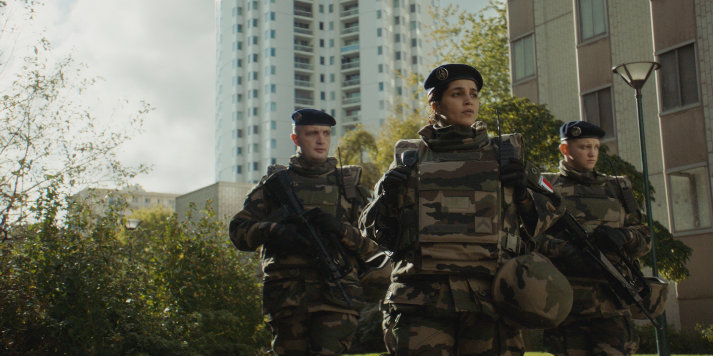 La Troisieme Guerre La France Au Bord De L Implosion Filmee Par Giovanni Aloi