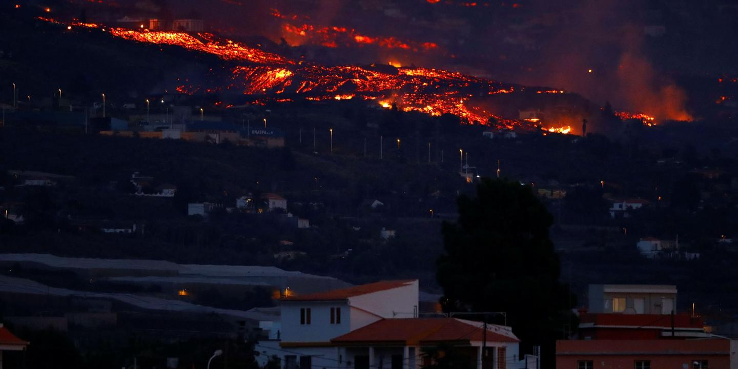 Aux Canaries, le volcan Cumbre Vieja continue de menacer la population