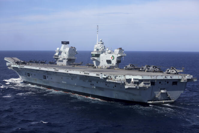 It was from the British aircraft carrier HMS Queen Elizabeth, here in May 2021, that the F-35B stealth plane took off on November 17, before crashing in the Mediterranean Sea.
