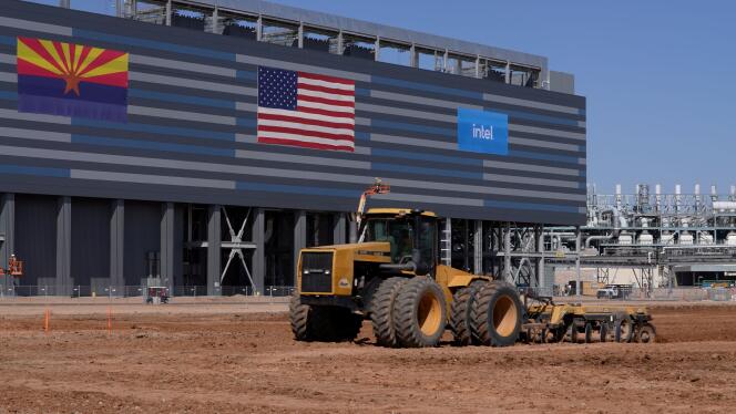 Le chantier de l’usine de semi-conducteurs que fait construire Intel à Chandler, en Arizona, le 23 septembre 2021.