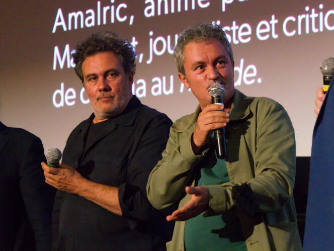 Les réalisateurs Arnaud (à gauche) et Jean-Marie Larrieu, au Festival du Monde, au MK2 Bibliothèque à Paris, le 24 septembre 2021.