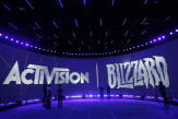 Microsoft rachète le géant des jeux vidéo Activision Blizzard pour un montant record pour le secteur