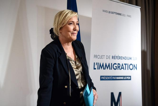Marine Le Pen, candidate du RN à l’élection présidentielle, à Paris, le 28 septembre 2021.