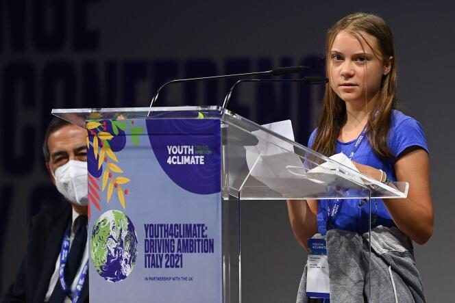 Creta Dunberg no palco da Cúpula do Clima da Juventude 4 em Milão na terça-feira, 28 de setembro.