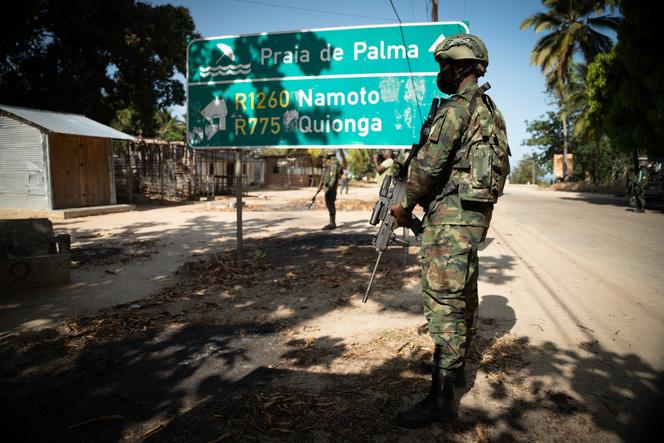 Un soldat rwandais à Palma, dans le nord du Mozambique, le 22 septembre 2021.