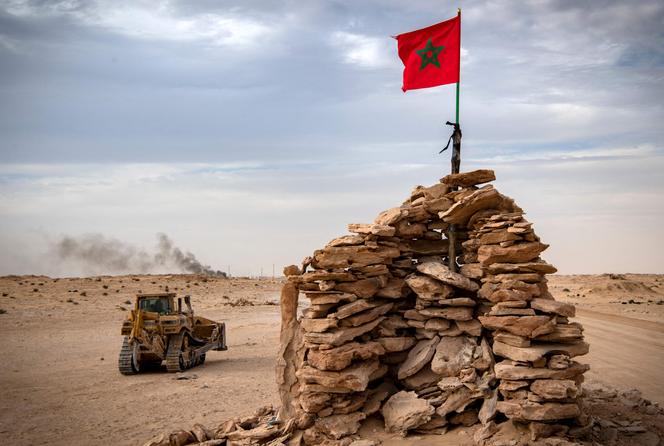 Le drapeau marocain, à Guerguerat, dans le Sahara occidental, le 23 novembre 2020.