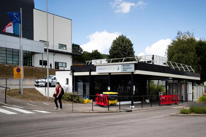 Le centre Sanofi de Val-de-Reuil (Eure), le 10 juillet 2020.