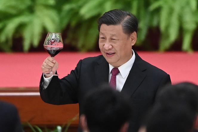 Le président chinois, Xi Jinping, lors d’une réception au Grand Palais du peuple, à la veille de la fête nationale chinoise, à Pékin, le 30 septembre 2021.