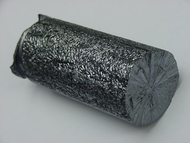 A lui seul, le silicium compose 28 % de la croûte terrestre. Il est le deuxième élément le plus présent sur notre planète, derrière l’oxygène.