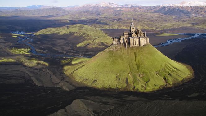 L’abbaye du Mont-Saint-Michel plantée au sommet du pic rocheux qui la porte, tel qu’il était il y a 300 millions d’années.