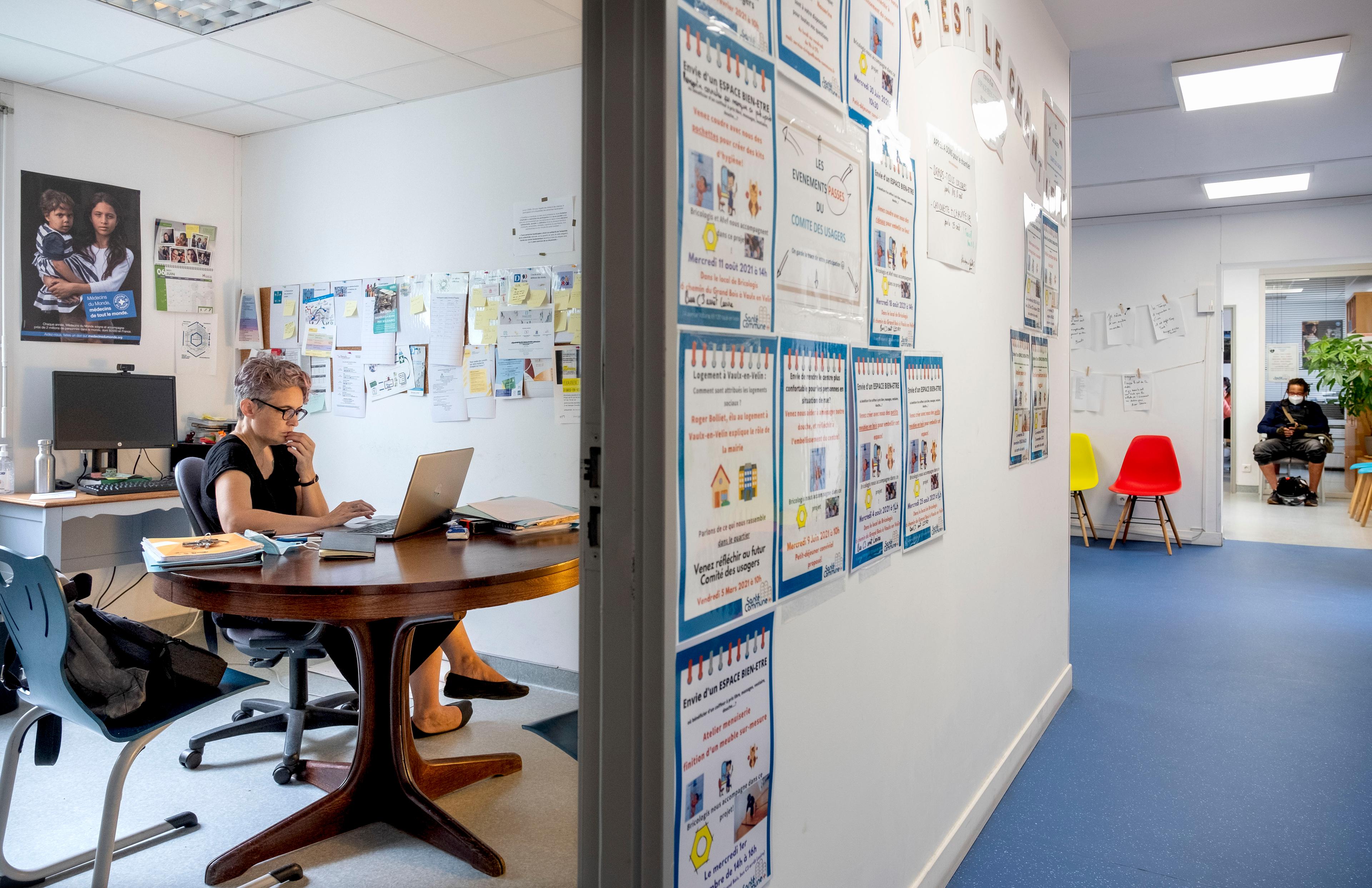 Camille Salmon, chargée de projet à Santé commune, à Vaulx-en-Velin (Rhône), le 14 septembre 2021.