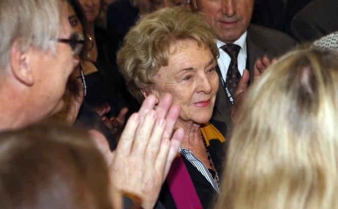 Mona Ozouf a reçu le prix de la langue française, le 6 novembre 2015 au salon du livre de Brive (Corrèze).