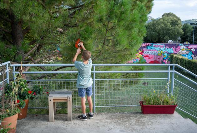 Un des jeunes pensionnaires des Matins bleus, à Saint-Rémy-de-Provence (Bouches-du-Rhône), le 16 septembre 2021.