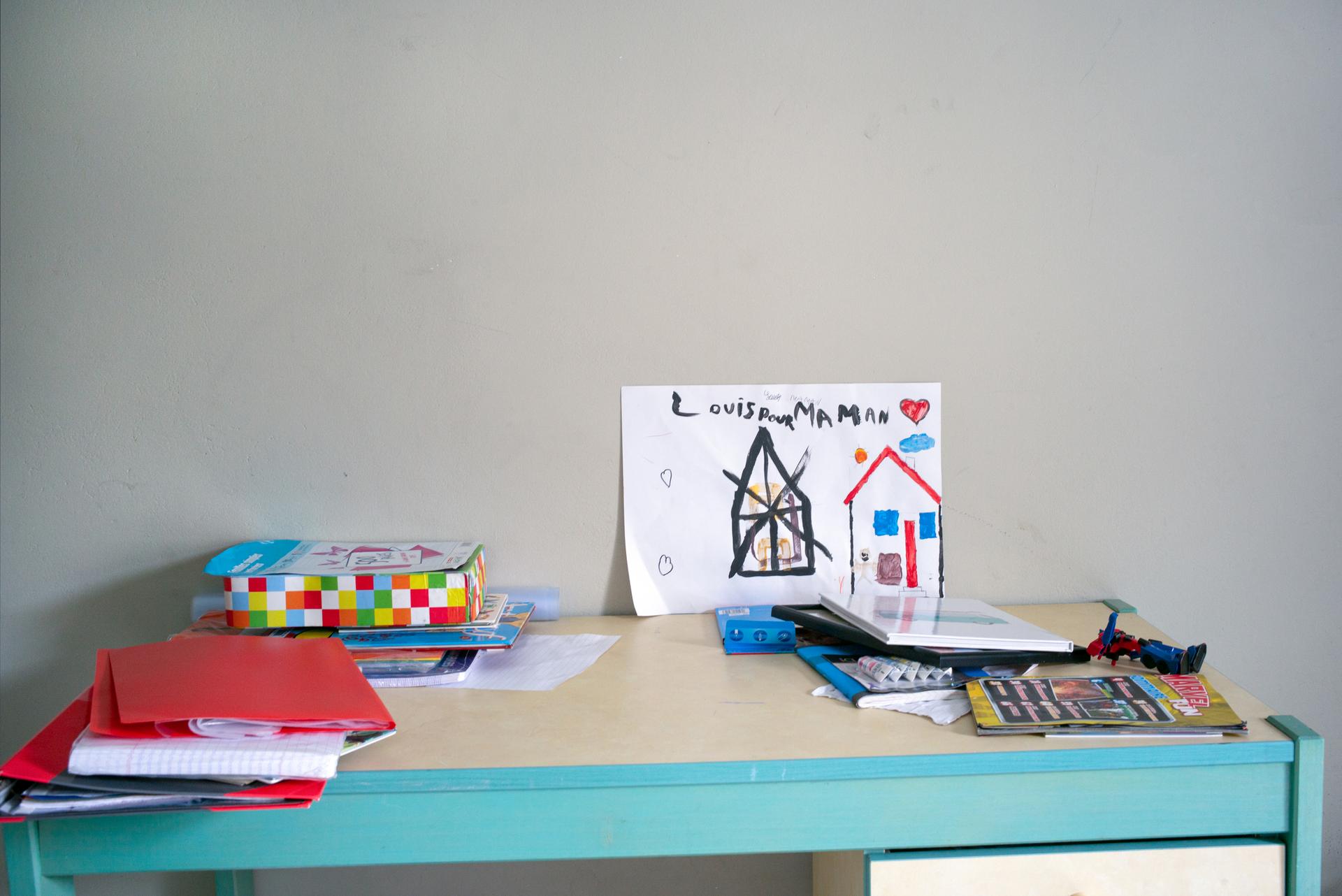 Dans la chambre d’un jeune pensionnaire du centre d’accueil des Matins bleus, à Saint-Rémy-de-Provence (Bouches-du-Rhône), le 16 septembre 2021.