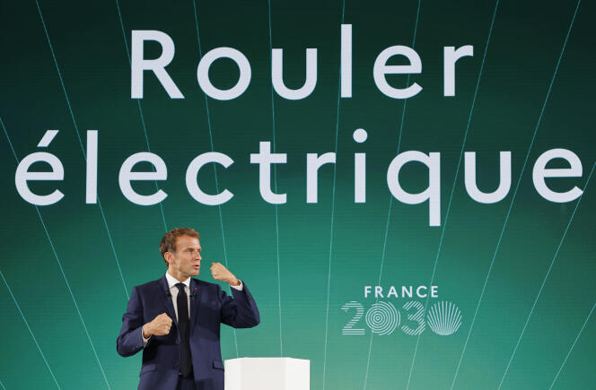 Emmanuel Macron s’exprime lors de la présentation du plan d’investissement « France 2030 » à l’Elysée, le 12 octobre 2021.