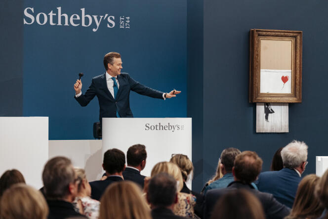 The offers flew very fast at the auction of 