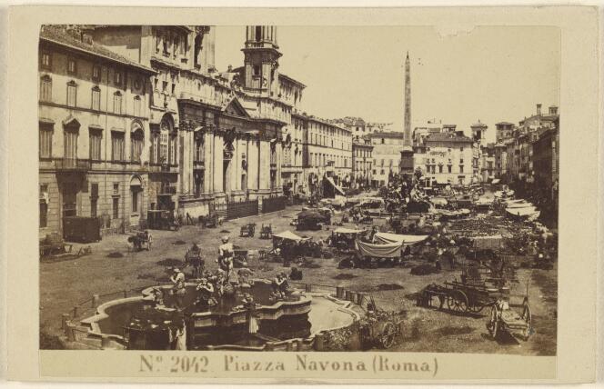 La piazza Navona, à Rome, vers 1865-1870.
