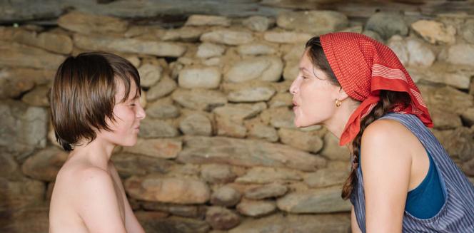 Luc Bruchez et Laetitia Casta dans « Le Milieu de l’horizon », de Delphine Lehericey.