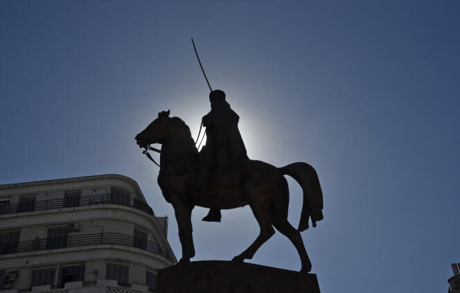 Une statue de l’émir Abdelkader, à Alger, en janvier 2021.