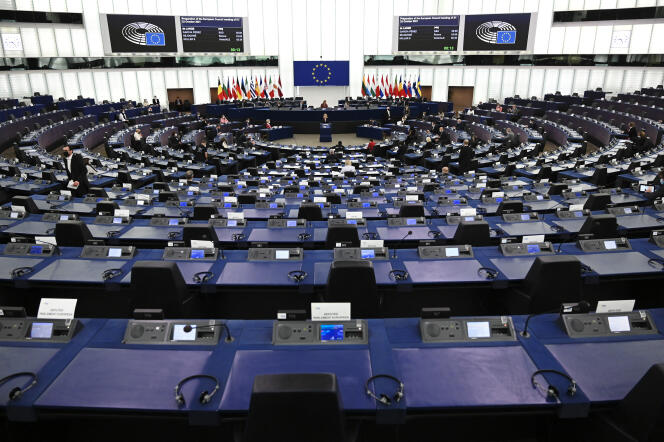 Durante una sesión plenaria en el Parlamento Europeo en Estrasburgo, 20 de octubre de 2021.