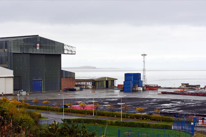 Le chantier d’ingénierie lourde de BiFab à Methil, vide après la confirmation du retrait de l’entreprise du processus d’appel d’offres pour la fourniture de «  jackets  » métalliques pour un parc éolien au large de la côte de Fife, en raison de garanties financières insuffisantes de la part du gouvernement écossais. Le 22 octobre 2020 à Methil, en Ecosse.