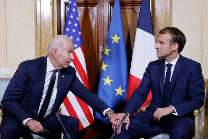 Joe Biden and Emmanuel Macron during a press conference at the French Embassy in the Vatican, October 29, 2021.